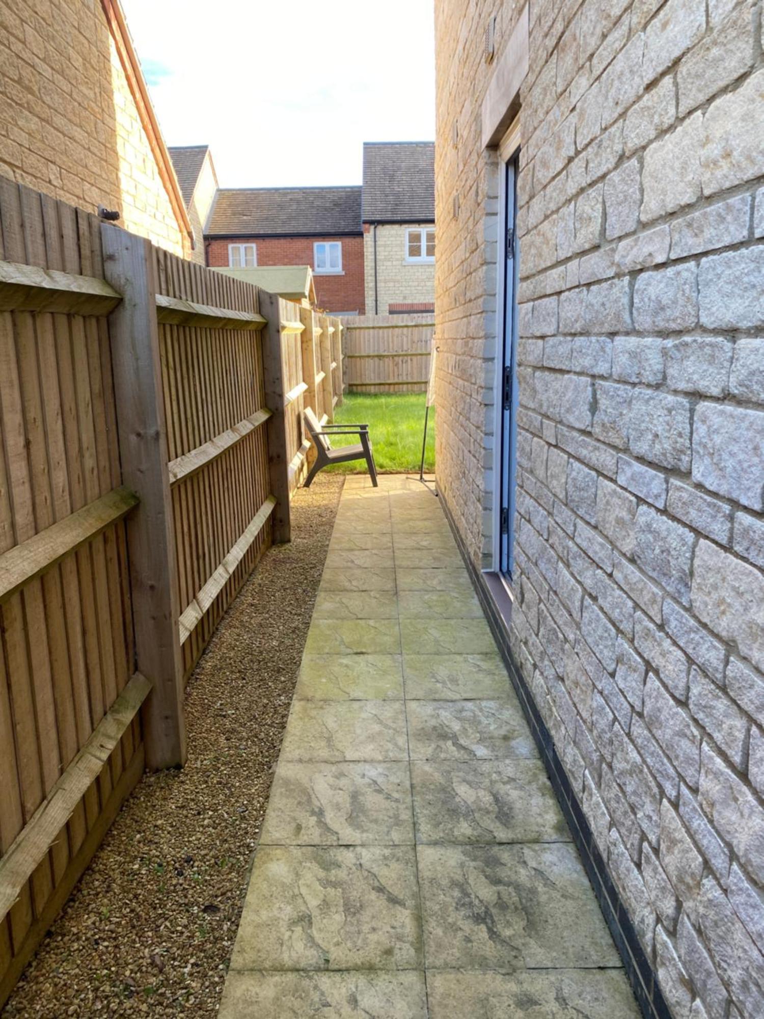 4 Freelands Gate, Witney, Oxfordshire Villa Exterior foto